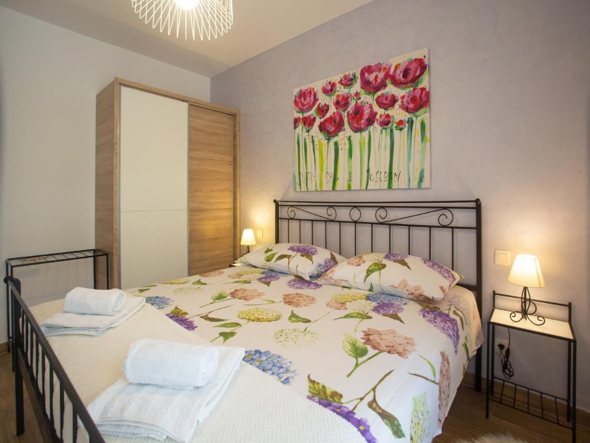 Apartments Aqua Трогир Экстерьер фото